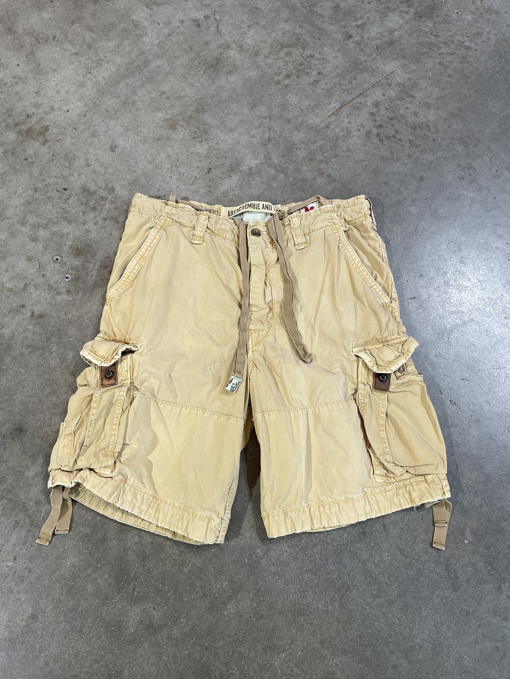 Y2K Abercrombie & Fitch Cargo Shorts M 34x9